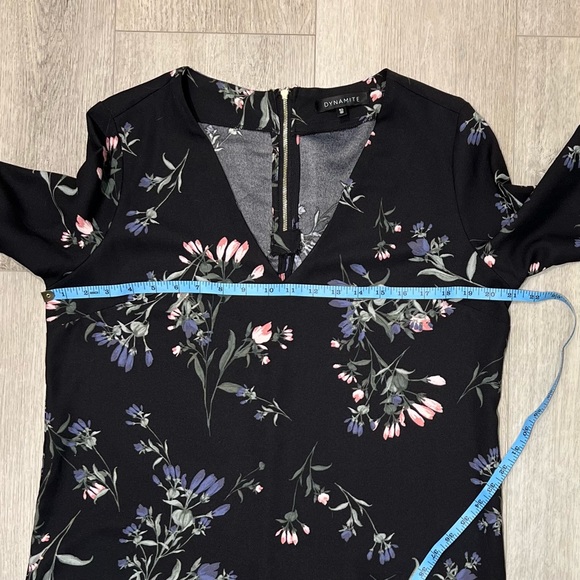 New! Dynamite Floral Shift Dress- Size L - Picture 4 of 9